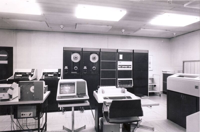 File:PDP-11-70.jpeg